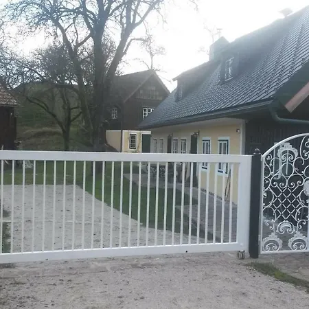 Weinzettl Semesterbostad